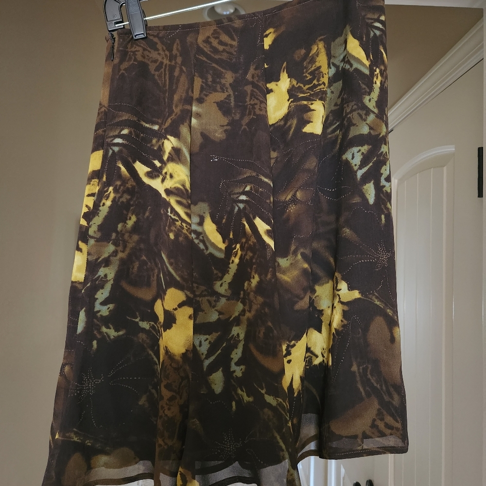 Drama brand skirt